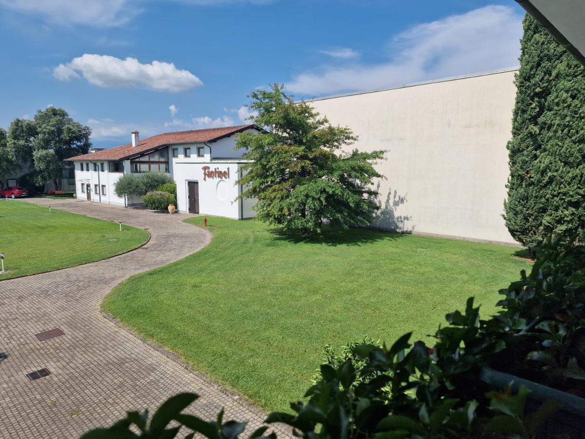 B&B Borgo Tesis สปิลิมแบร์โก ภายนอก รูปภาพ